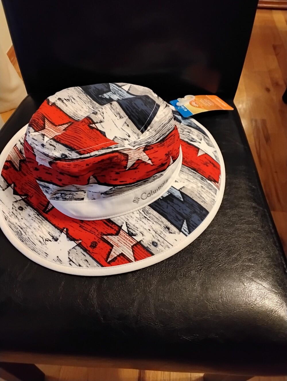 NWT Columbia Youth One Size Patriotic Omni-Shade Hat